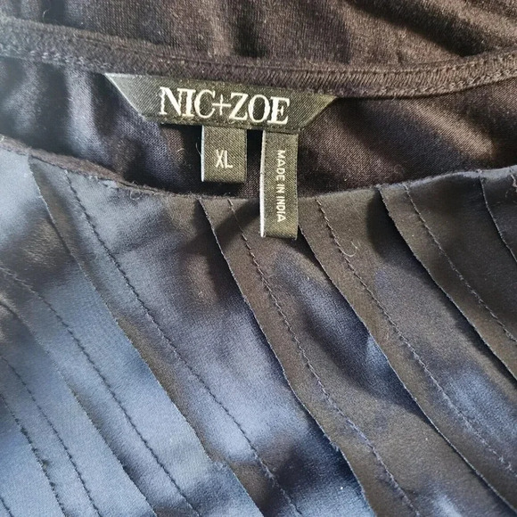 NWOT Nic & Zoe Fiesta Top Women's Size XL Black Short Flutter Sleeve Pullover - Picture 5 of 10